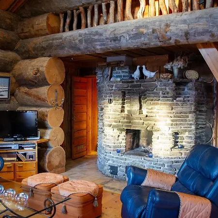 Cozy Log With A View Of Ruka *